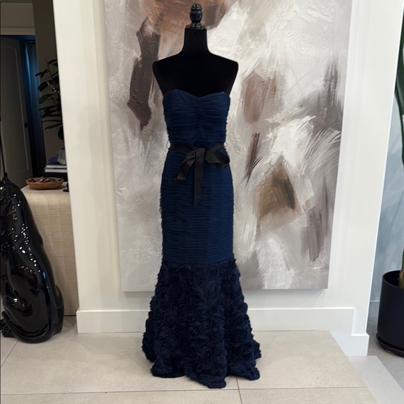 Elegant Navy Strapless Evening Gown